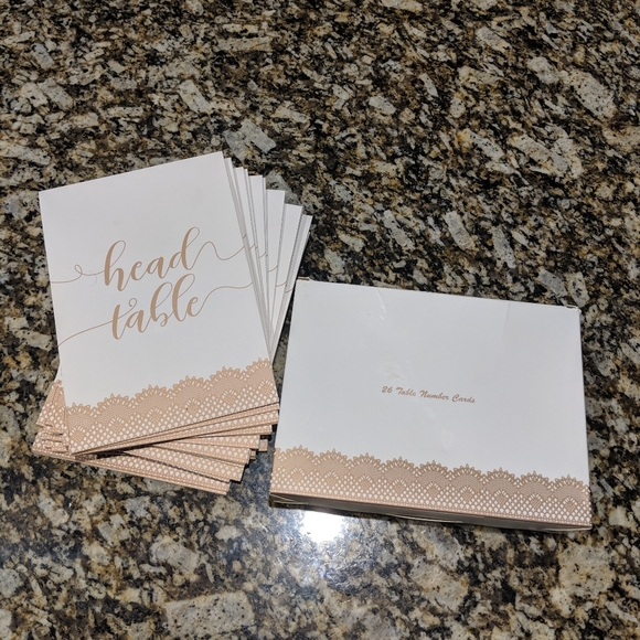 Rose gold wedding table numbers 1-26 with box - Picture 2 of 2